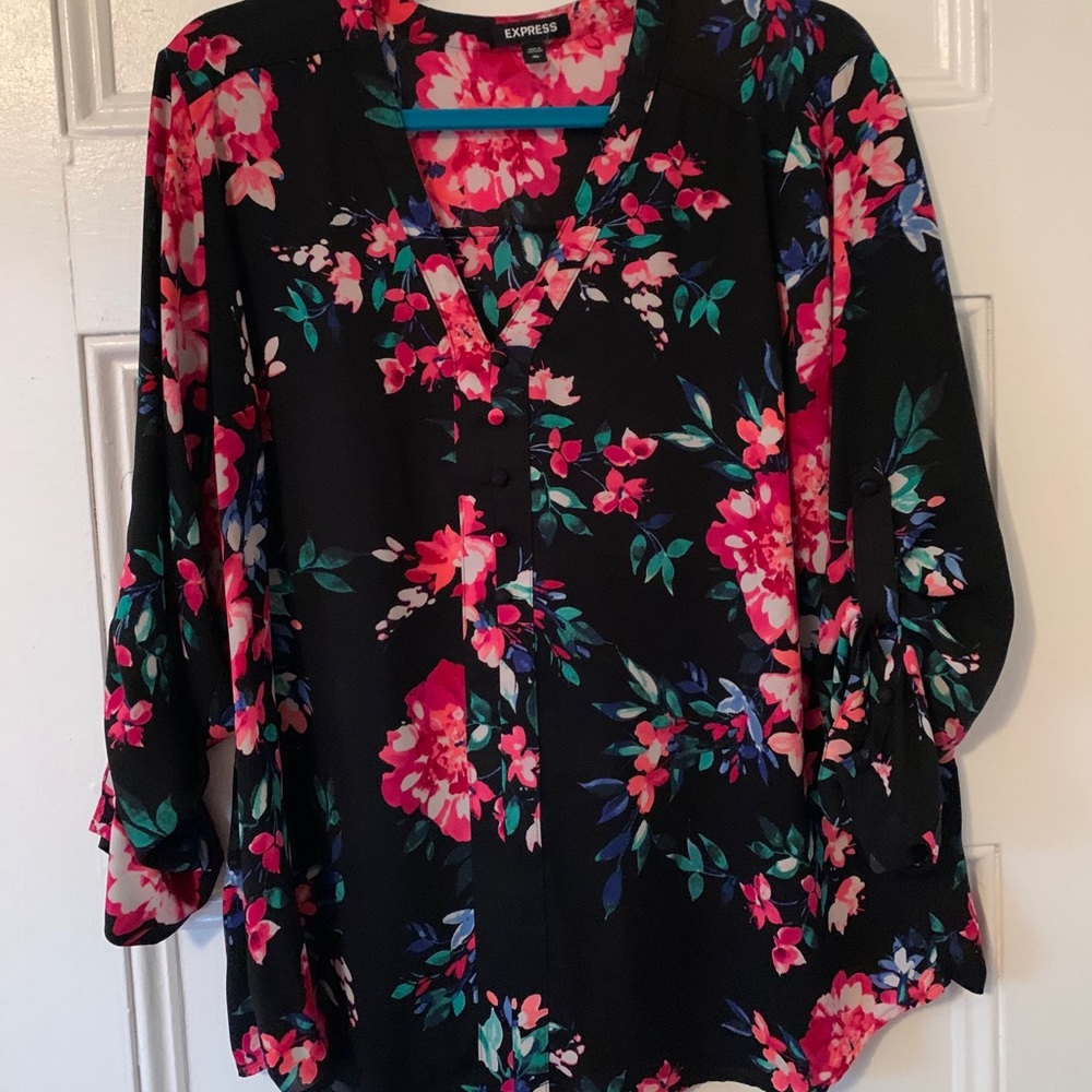 Express floral blouse.